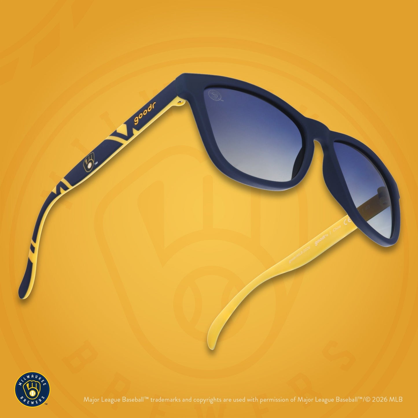 Claws Up!TM